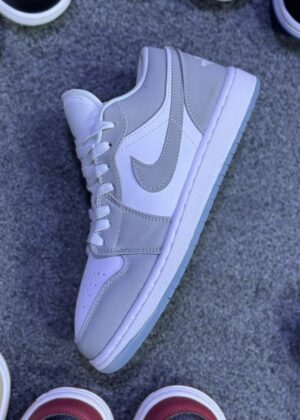Air Jordan 1 Low "Wolf Grey"